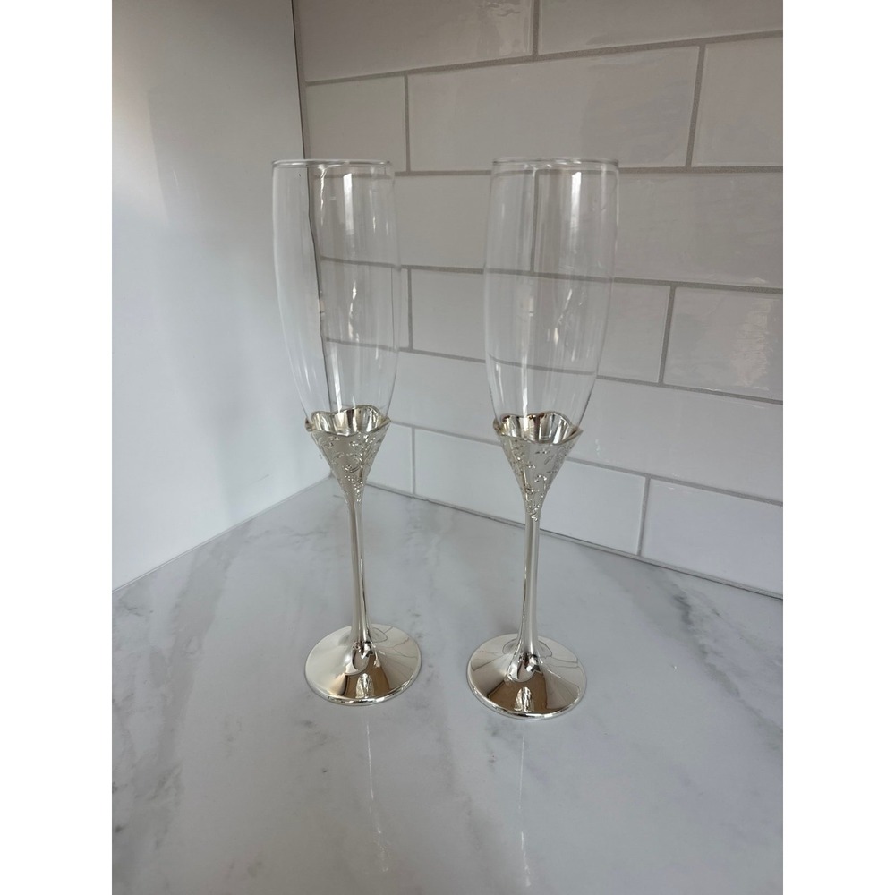 Vera Wang Crystal Champagne Flutes Set of 2 Wedding Toast Glasses w/ Box